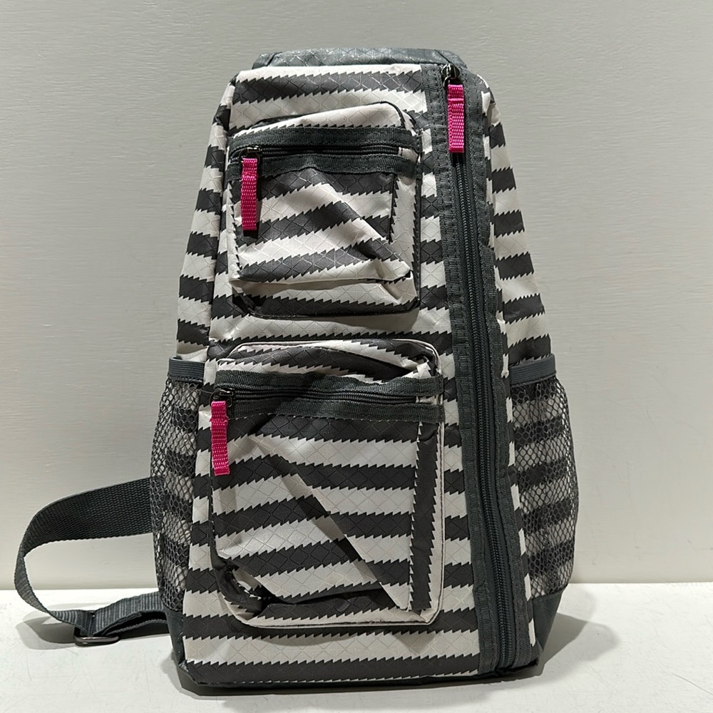 thirty-one Black and White Zigzag Sling Backpack with Pink Accents